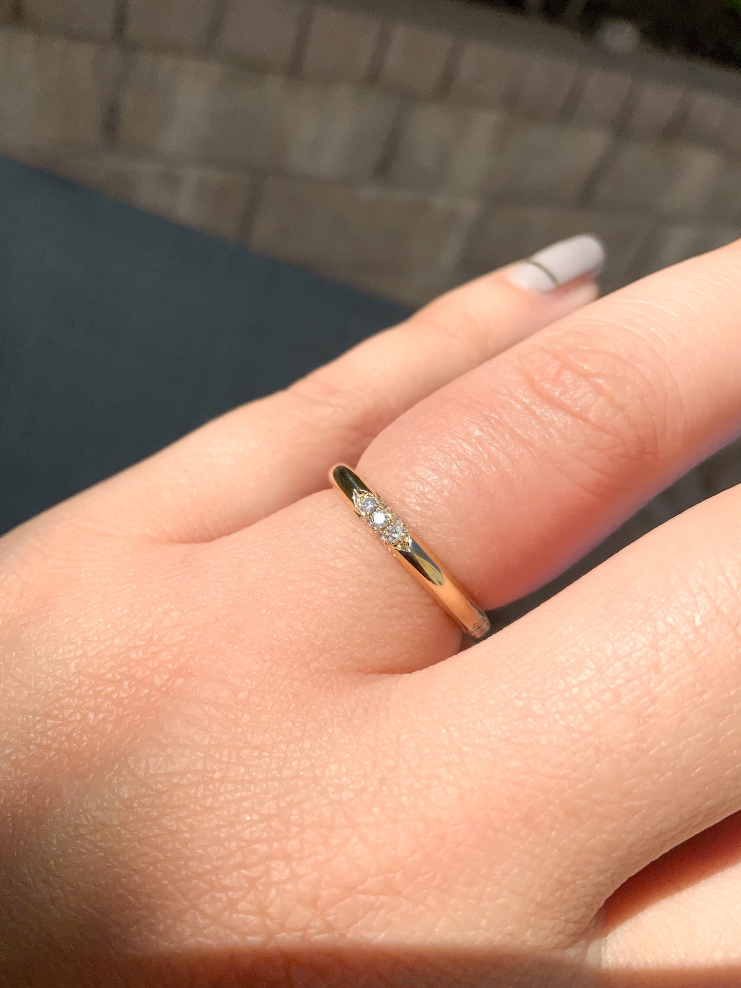 Women's Wedding Band/ Cluster Diamond Stacking Ring/ Modern Plain 2.5mm Band with Four 7 Diamond Clusters/ 10K, 14K, 18K or Platinum Band