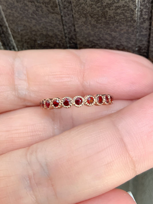 Garnet Stacking Ring/ 3mm Milgrain Bezel Garnet Wedding Band/ Half Eternity Scalloped Garnet Ring/ Anniversary Gift/ January Birthstone Ring